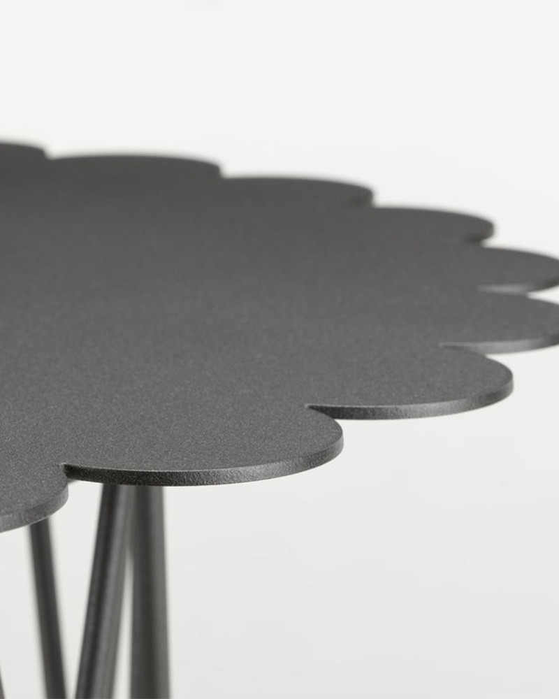 Table basse en métal Flower Table - Vitra