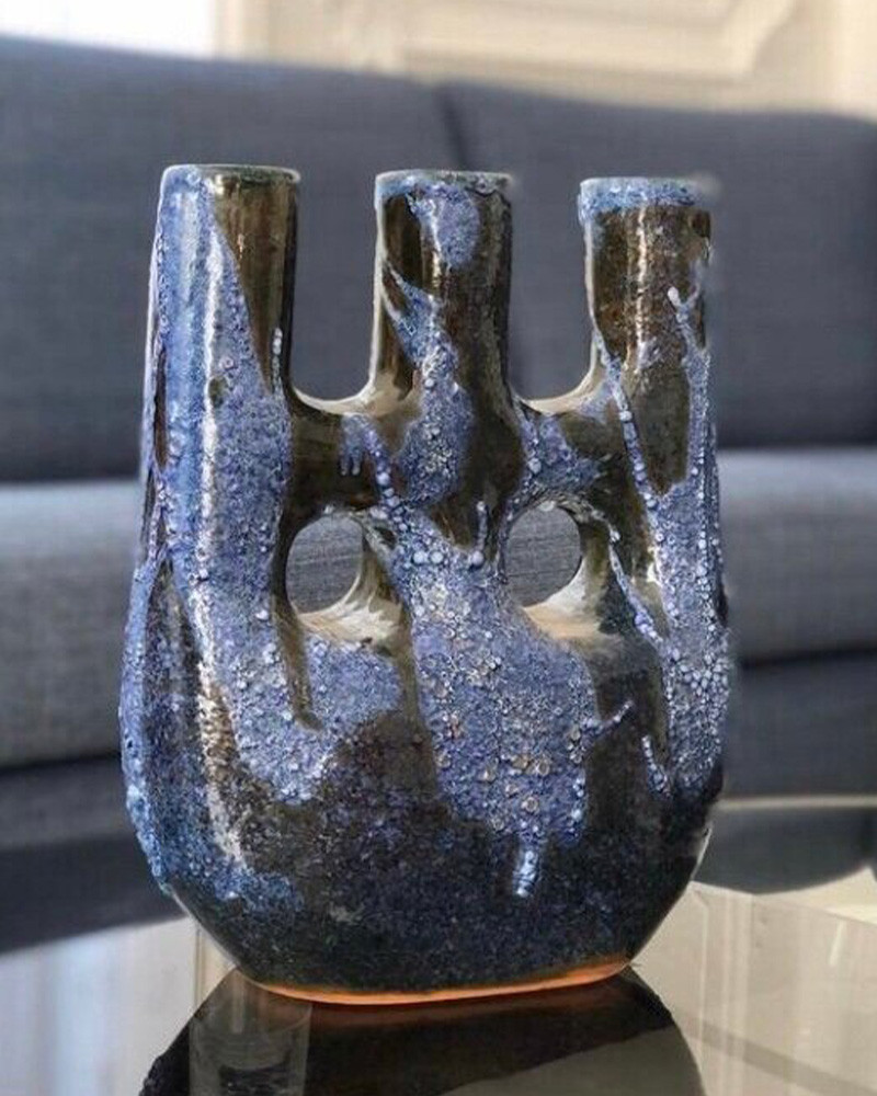 Vase en terre cuite émaillée King Bleu Moucheté - Floating House Collection