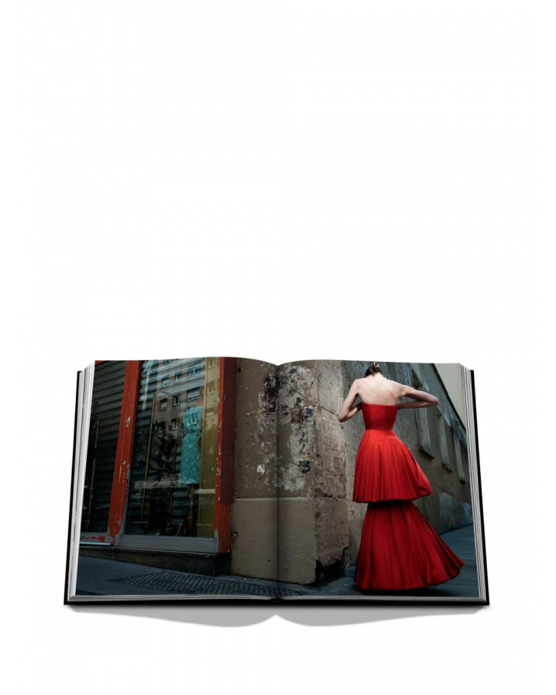 Livre Dior By Raph Simons - Assouline