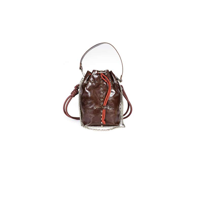 Sac Beco Stud Craie Studio | Sac seau en cuir