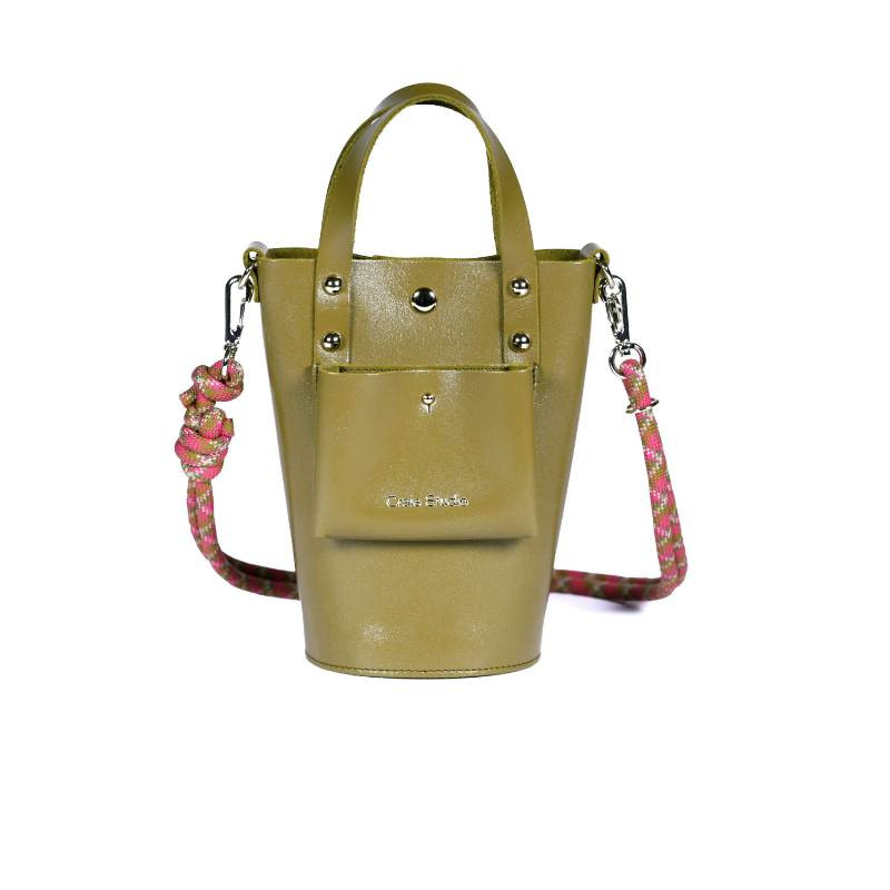 Petit sac Seau Nono en cuir de vachette Craie